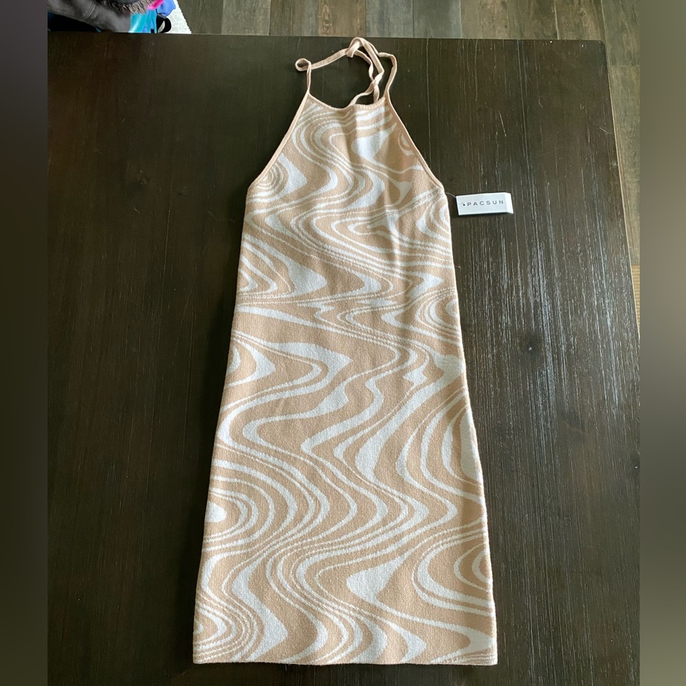 La hearts by pac sun dress never worn with tag